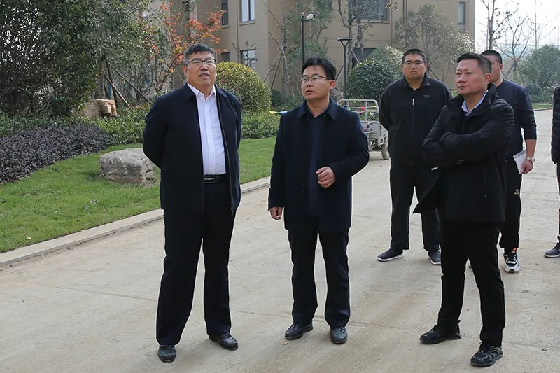 1637651658618614.jpg 640.webp (3).jpg